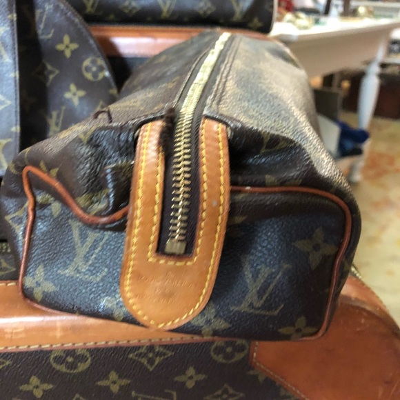 Vintage Louis Vuitton toiletries bag - Picture 5 of 5